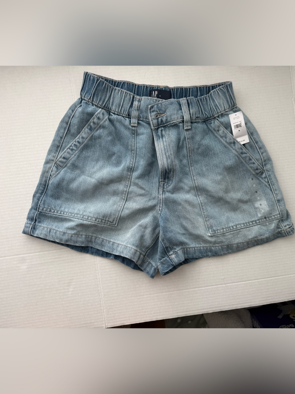GAP Light Blue Elastic-Waist Denim Shorts - Women-NWT - Picture 1 of 3